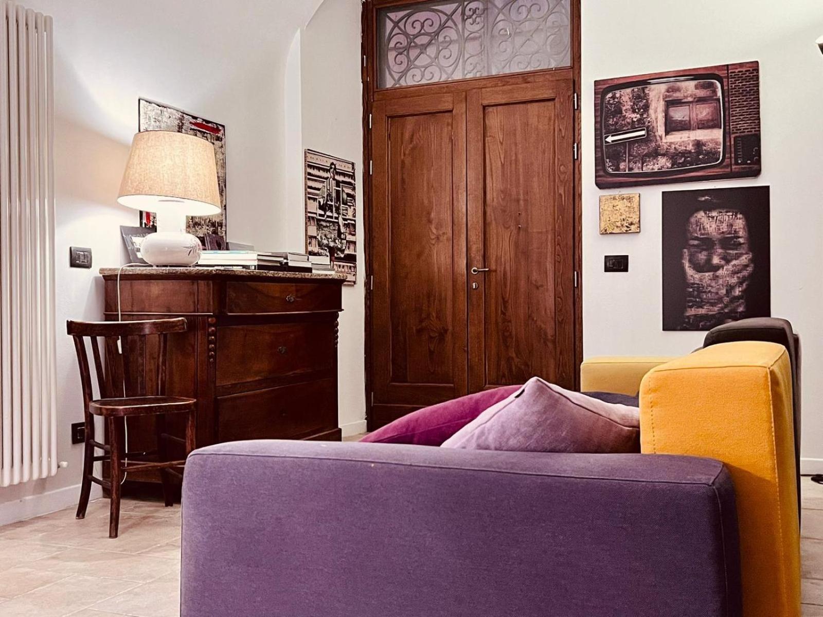 Questa Casa Non E Un Apartment *